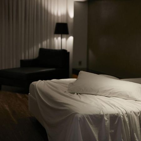 Luv Motel Joinville Bagian luar foto