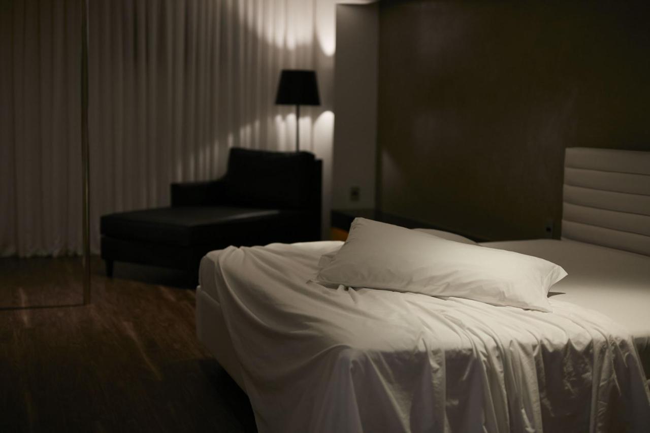 Luv Motel Joinville Bagian luar foto